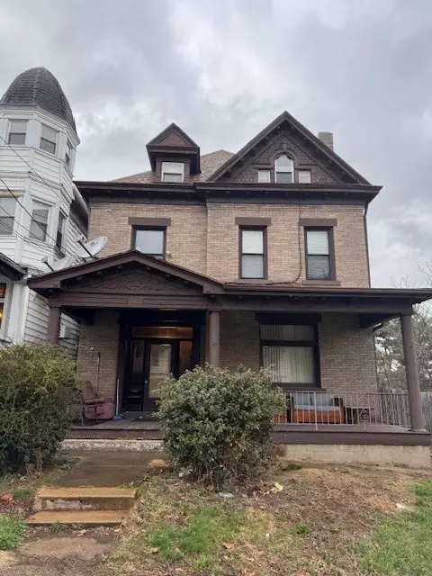 2405 Jenny Lind St, Mckeesport, PA 15132