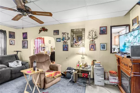 Living - 121 Shenango Blvd, Farrell, PA 16121 photo 2 of 2