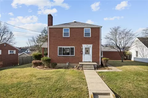 818 Jeanne Ave, Coraopolis, PA 15108