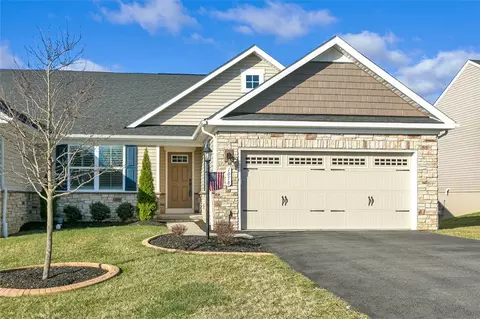 1058 Moria Ct, Claridge, PA 15623