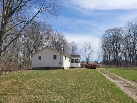 116 Willadell Rd, Transfer, PA 16154 photo 2