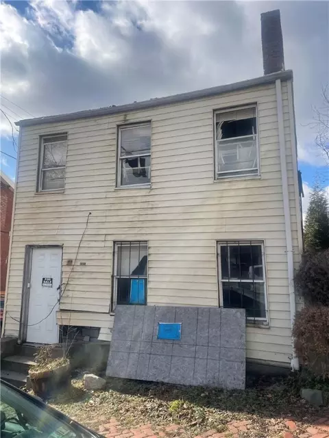 208 Alpine Ave, Pittsburgh, PA 15212