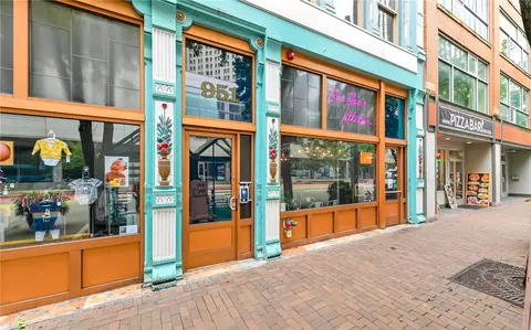 951 Liberty Ave UNIT 202, Pittsburgh, PA 15222