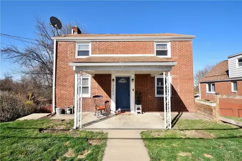 2252 Candace St, Pittsburgh, PA 15216