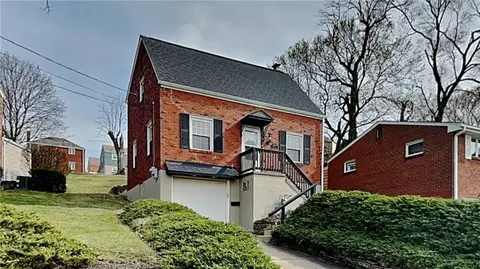 3249 Shadyway Dr, Pittsburgh, PA 15227