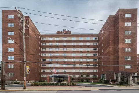 128 N Craig St #709, Pittsburgh, PA 15213