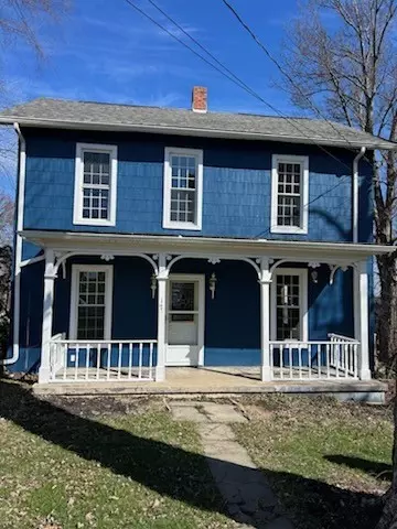 17 E Church St, Fredonia, PA 16124