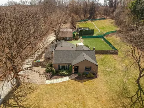 3105 Robinson Run Rd, Mcdonald, PA 15057