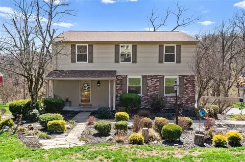 1372 Pheasant Cir, Pittsburgh, PA 15241