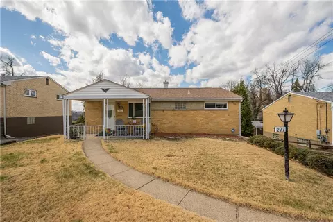 277 Lansdowne Dr, Verona, PA 15147