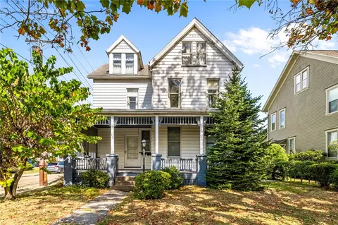 701 Beaver St, Sewickley, PA 15143