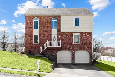 704 Es Farms Dr, Cranberry Township, PA 16066
