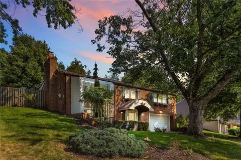 5044 Sequoia Ct, Export, PA 15632