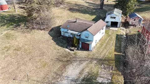 911 Old State Rd, Apollo, PA 15613