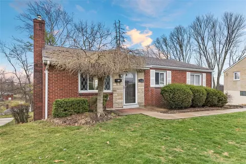 4963 Willow Dr, Pittsburgh, PA 15236
