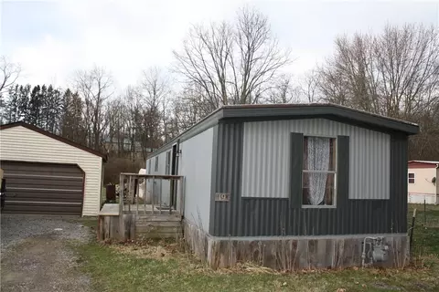 19 Branch St, Stoneboro, PA 16153