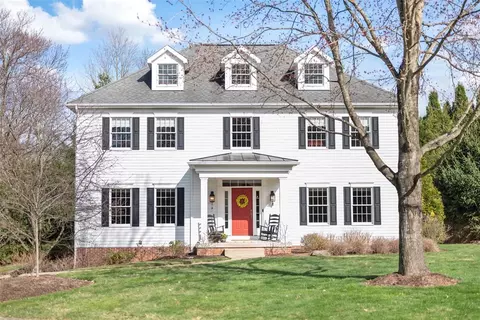 211 Carriage Ct, Pittsburgh, PA 15238