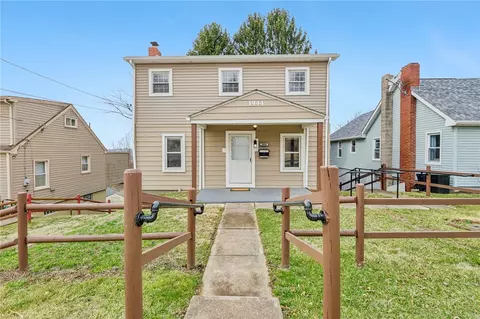1944 Addison Ave, West Mifflin, PA 15122