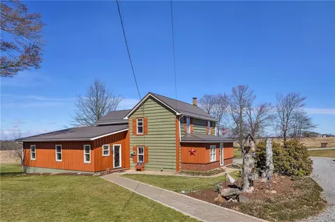 43 Jervis Rd, Grove City, PA 16127