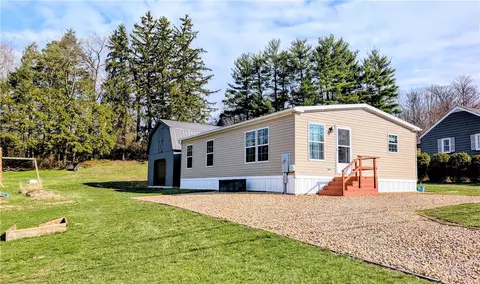 1312 W 4th, Derry, PA 15627