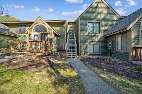 5115 Summit Dr, Hidden Valley, PA 15502