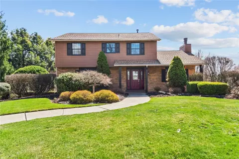 921 Monroe Ct, Apollo, PA 15613
