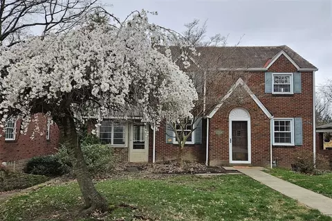 2364 Hollywood Dr, Penn Hills, PA 15235