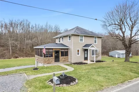405 Mcclain Rd, Beaver Falls, PA 15010