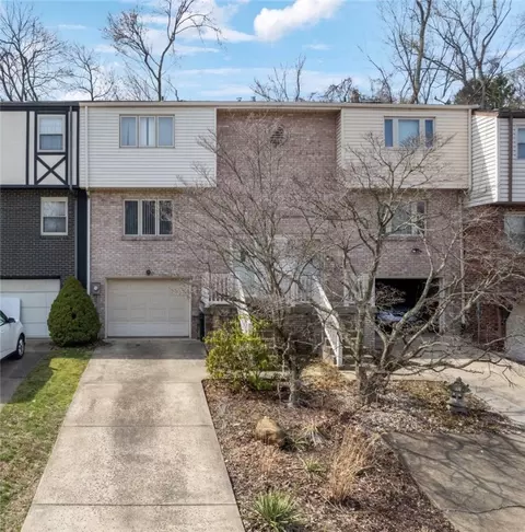 311 Clavale Dr, North Versailles, PA 15137