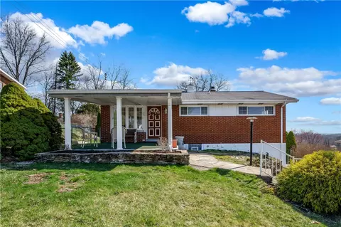 310 Ilex Dr, Pittsburgh, PA 15237