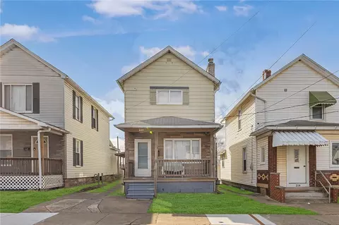 220 13th St, Ellwood City, PA 16117