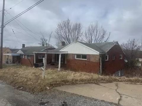 609 Monaca Rd, Aliquippa, PA 15001