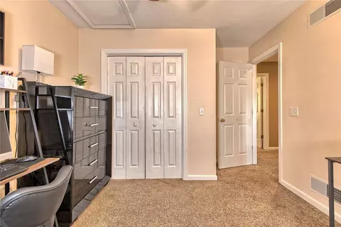 56 Fourth St, Irwin, PA 15642 photo 18