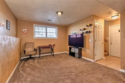 56 Fourth St, Irwin, PA 15642 photo 21