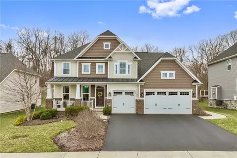 104 Cole Dr, Mckees Rocks, PA 15136