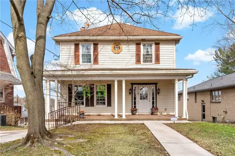 445 Parkview Dr, Pittsburgh, PA 15243