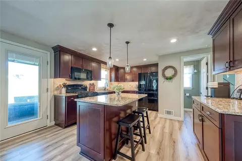 5910 Graybrooke Dr, Export, PA 15632 photo 10