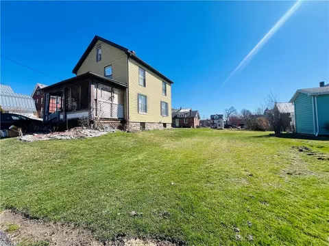 318 S Park Ave, Somerset, PA 15501