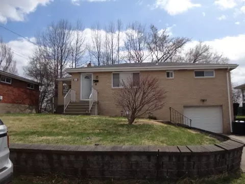 212 Erwin Pl, Mckees Rocks, PA 15136