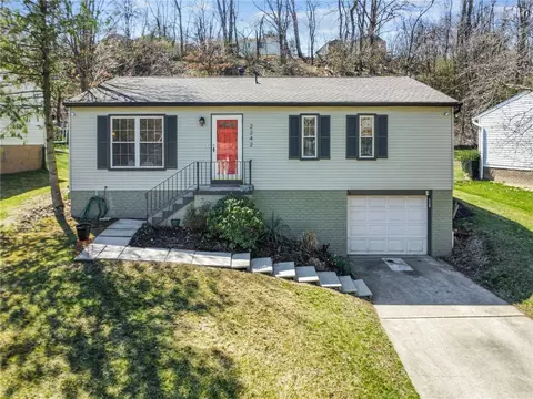 2242 Chapparal Dr, Pittsburgh, PA 15239