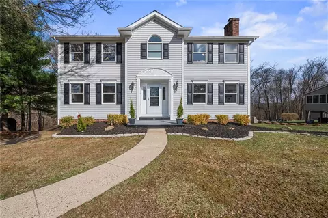 121 Barrett Dr, Beaver, PA 15009