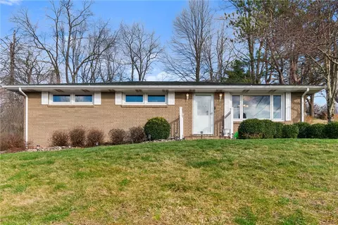 2891 Italy Rd, Export, PA 15632