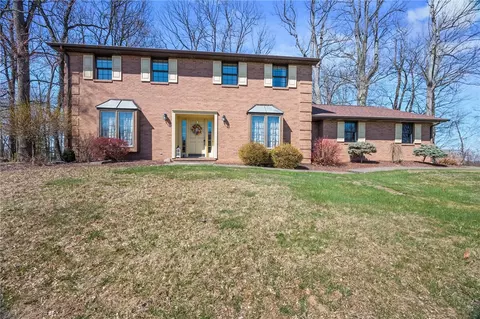 201 Laurel Way, Spring Church, PA 15686