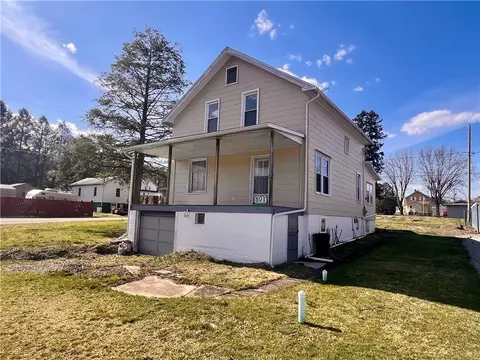 801 28th St, Blairsville, PA 15717