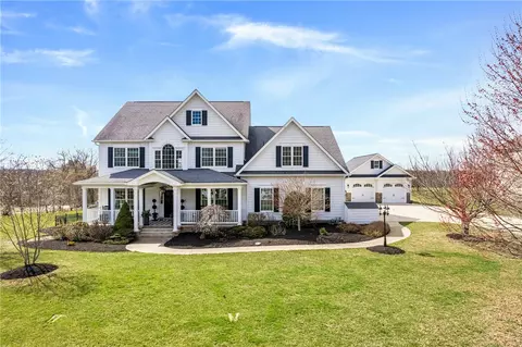 170 Dandyview Dr, Lower Burrell, PA 15068