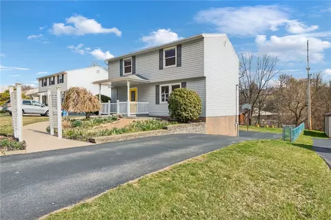 1855 Ivanhoe Dr, North Huntingdon, PA 15642 photo 3