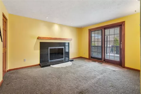 1855 Ivanhoe Dr, North Huntingdon, PA 15642 photo 13