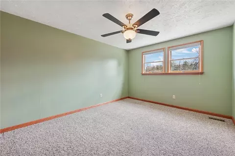 1855 Ivanhoe Dr, North Huntingdon, PA 15642 photo 17