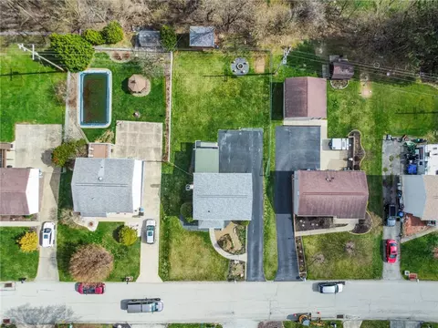 1855 Ivanhoe Dr, North Huntingdon, PA 15642 photo 32
