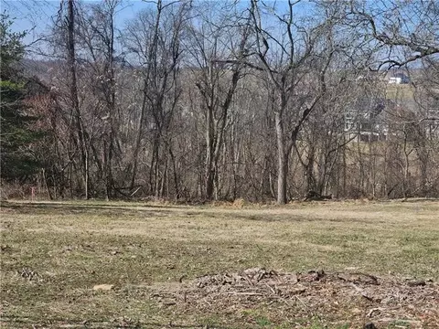 501 Bower Hl # A, Venetia, PA 15367